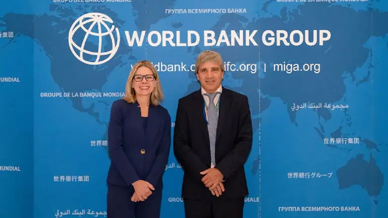 Luis Caputo logró nuevos créditos para Argentina