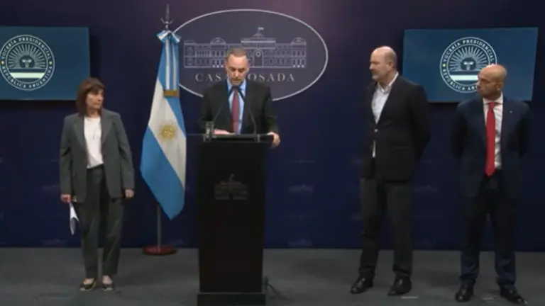 El Gobierno estrena el silencio positivo