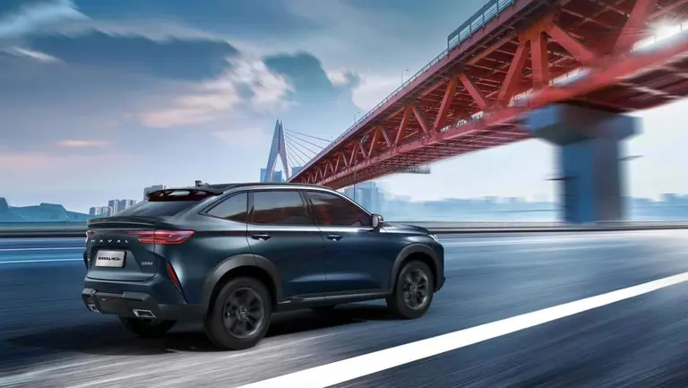 Crece la oferta de autos SUV chinos: cuánto sale el nuevo Haval H6 GT