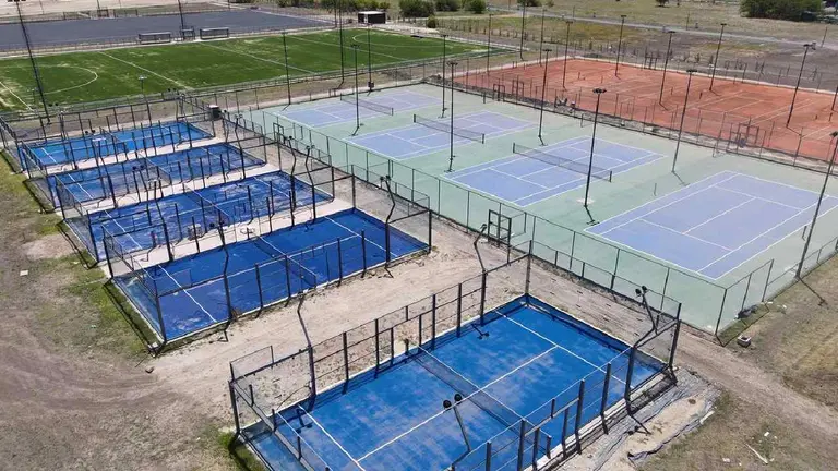 Furor por barrios cerrados con amenities deportivos top: cuánto salen los terrenos