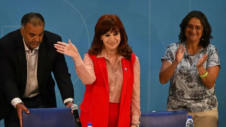 cristina kirchner analiza ser candidata