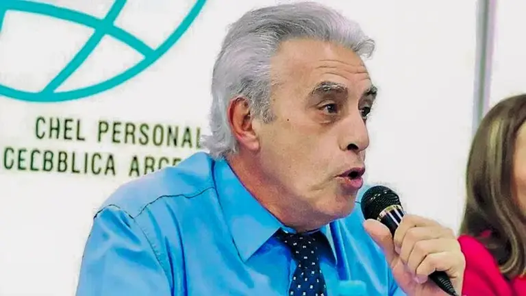 Sueldo de $8 millones: el Ejecutivo justifica el ascenso de la pareja de Vázquez en la DGI