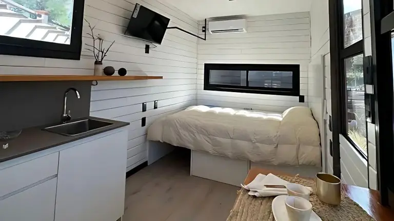 En fotos: Así es esta tiny house ideal para descansar entre viñedos, ¿cuánto sale?