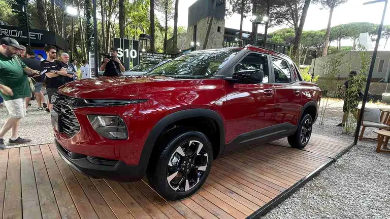 Chevrolet suma la nueva versión de la camioneta Montana RS: precios y características