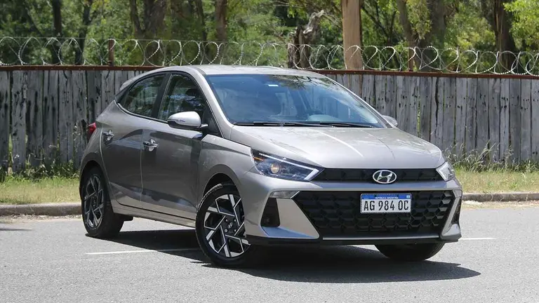 Hyundai HB20: así es uno de los autos más baratos y que hace temblar al Peugeot 208