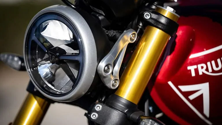 Nuevas motos baratas Triumph de acceso de gama