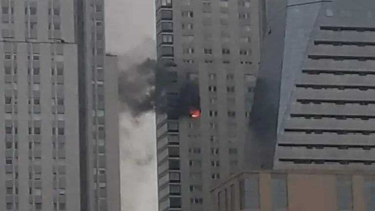 Torre Renoir, Puerto Madero