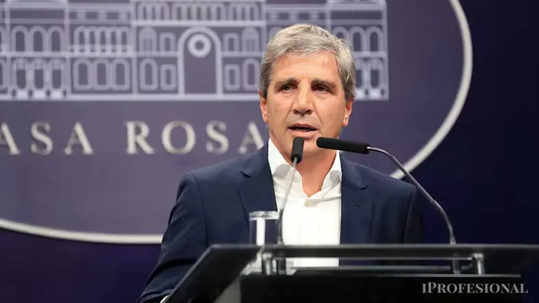 Luis Caputo respaldó a Javier Milei