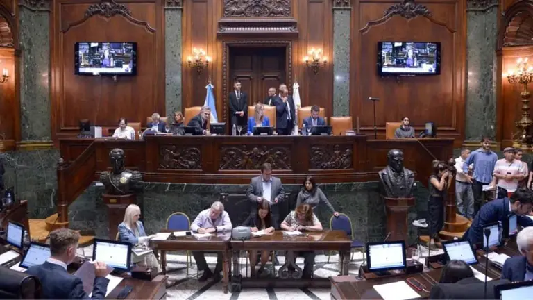 La legislatura porteña aprobó la suspensión de las paso