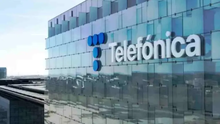 Compra de Telefónica por Telecom