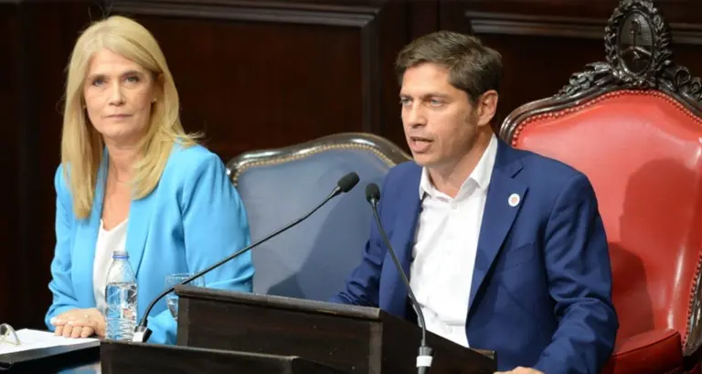 El Senado bonaerense le dijo que sí a Kicillof y aprobó el desdoblamiento de las PASO