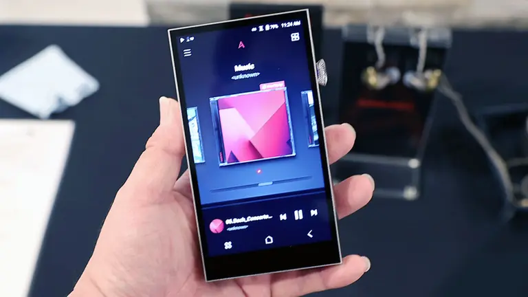 Los celulares más impresionantes del MWC 2025: ¿quién ganó el título de "mejor del año"?