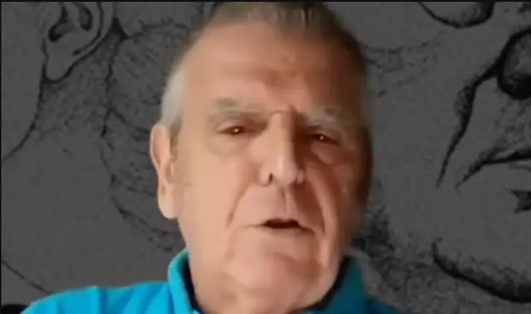 Video | Mario Firmenich había convocado a los barras a la marcha de los jubilados