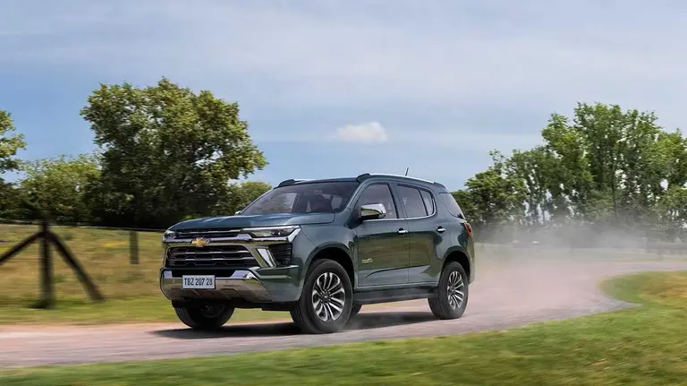 Chevrolet lanzó el renovado Trailblazer: cuánto sale el rival del Toyota SW4 y Ford Everest