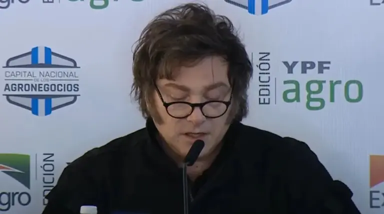 Javier Milei prometió llevar las retenciones a cero: "Le vamos a sacar el pie de la cabeza al campo"