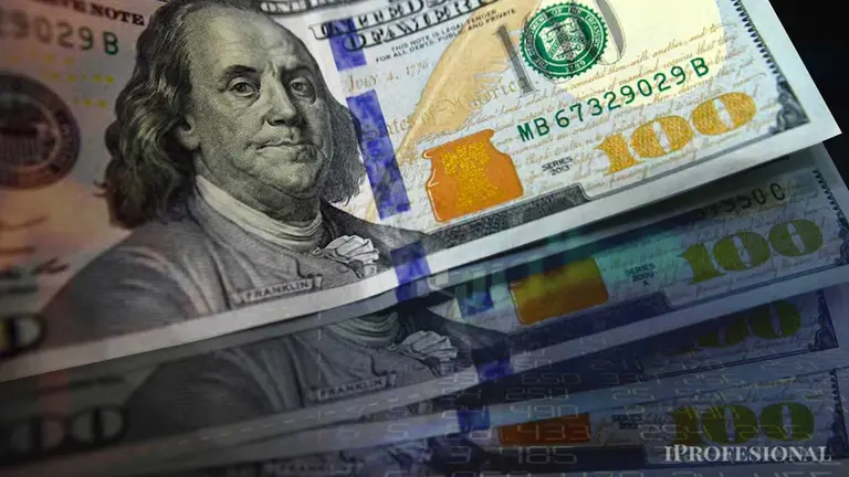 El dólar se recalentó a la espera del acuerdo con el FMI: blue y financieros superaron los $1.300