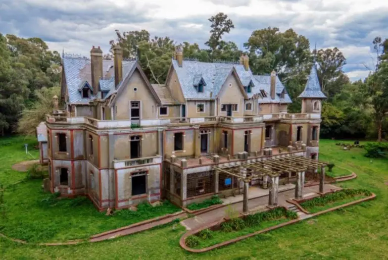 Ni Azul ni Tandil: el pueblo escondido en Buenos Aires con un castillo lleno de misterio
