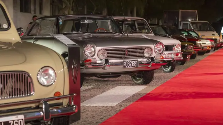 Renault celebró los 70 años en Argentina y anticipó el futuro con una nueva camioneta