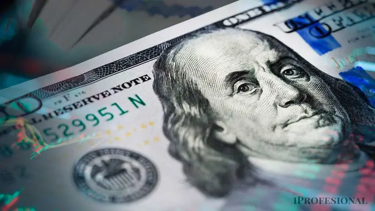 Nuevas disposiciones oficiales: el Gobierno eliminó el dólar blend y modificó el acceso a divisas en bancos