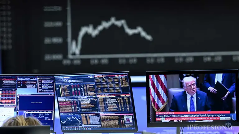 Las acciones de Nike, Adidas, H&M y otras marcas se desplomaron por los aranceles de Trump