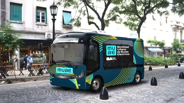 Trambus porteño, colectivos eléctricos