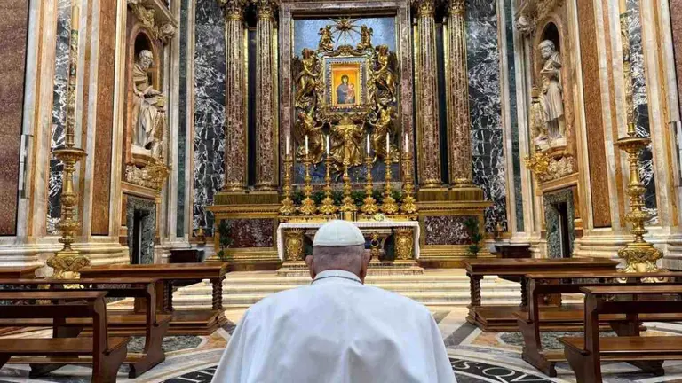 Quiénes son los líderes políticos que concurrirán a la despedida del papa Francisco