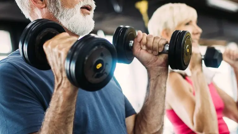 Qué es la ‘Fuerza de agarre’, indicador para saber si estás envejeciendo con buena salud