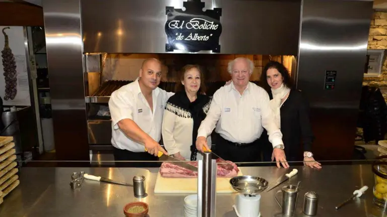 La clásica parrilla de Bariloche, El Boliche de Alberto, está otorgando franquicias para expandirse más allá de la Patagonia