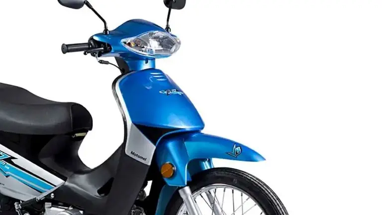 Estas dos motos baratas desplazaron a la Honda Wave del primer puesto en ventas