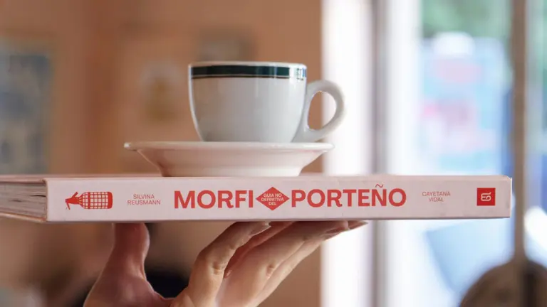 ¿Cuál es la comida típica de Buenos Aires? Un libro responde con más de 350 opciones