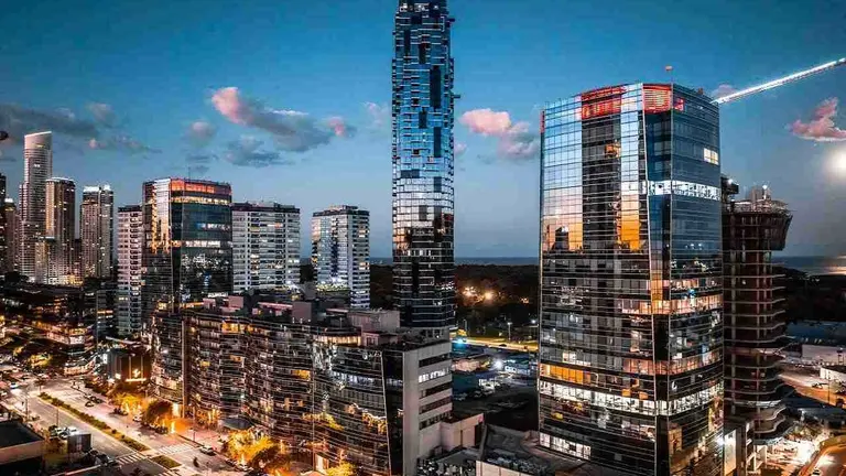 Llega un imponente shopping a Puerto Madero