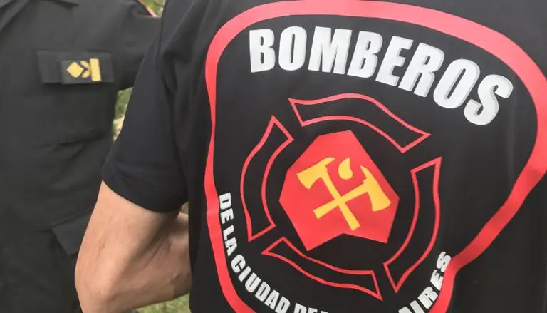 BOMBEROS