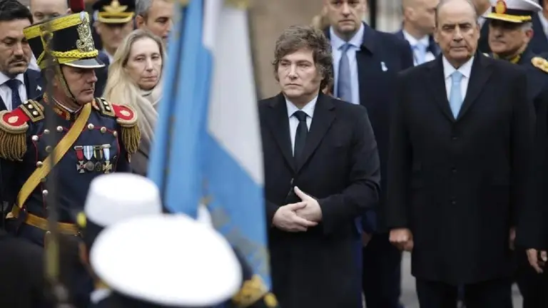 "Roma no paga traidores", el posteo de Milei contra Jorge Macri tras el desplante en el Tedeum