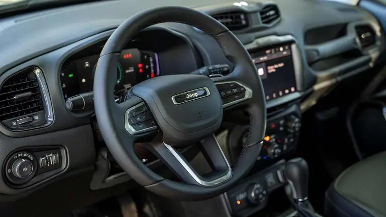 Tras fin del impuesto interno, Jeep ahora ofrece descuentos de casi 30% en algunos de sus vehículos