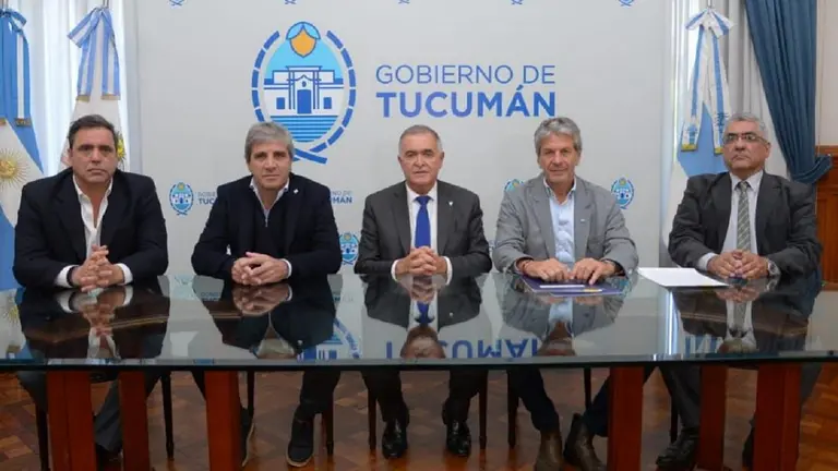Tucumán también se suma al Plan Colchón y Caputo pide que más provincias la imiten