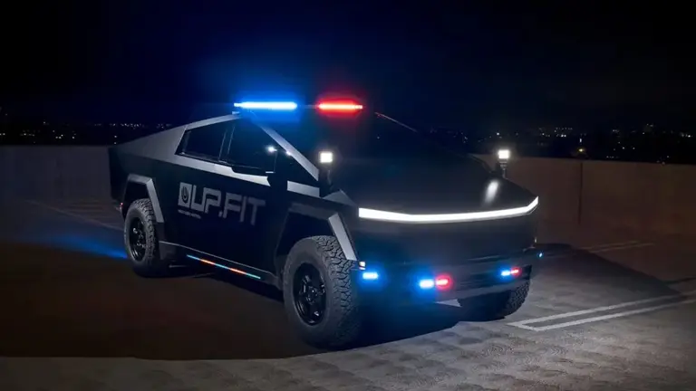 Los inesperados problemas de la Policía en EEUU que usa Tesla Cybertruck en operativos