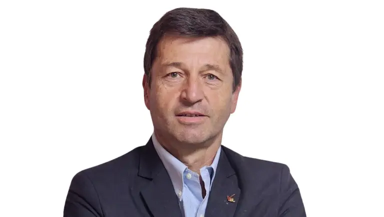 José Fuentes, gerente general de Universal Traslados