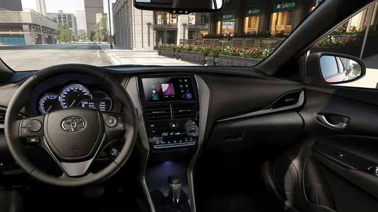 Cuánto sale el Toyota Yaris, el nuevo auto más vendido de Argentina