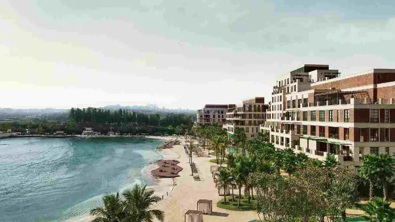 Cuánto cuesta hospedarse en el imponente hotel con la primera piscina de olas artificiales de la región