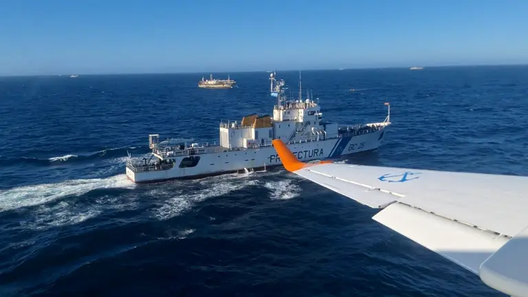 El control de la flota pesquera extranjera en la milla 201 mucho más que presencia en esta frontera marítima