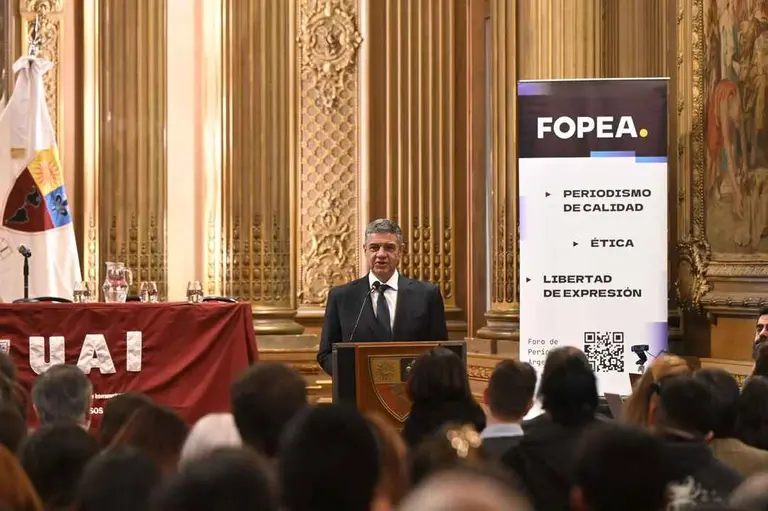 Jorge Macri cruzó a Milei y defendió al periodismo: "Una democracia no le teme a las preguntas incómodas"