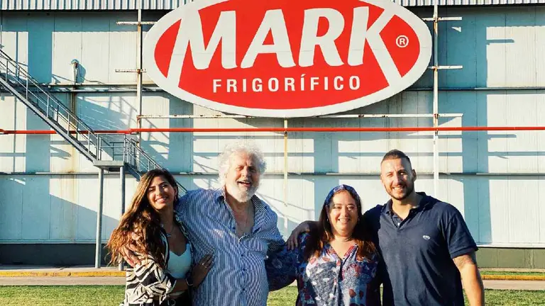 Empezó con una carnicería de barrio, casi quiebra y hoy tiene un frigorífico exportador: ¿cómo hizo?