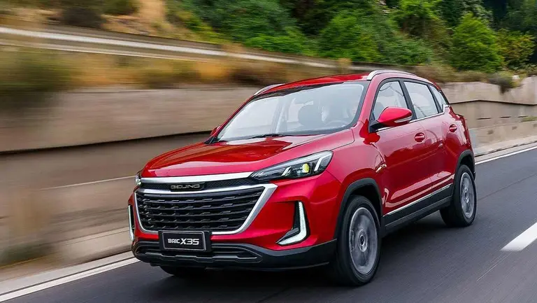 Autos chinos se encarecen por la suba del dólar: cuánto salen los más buscados