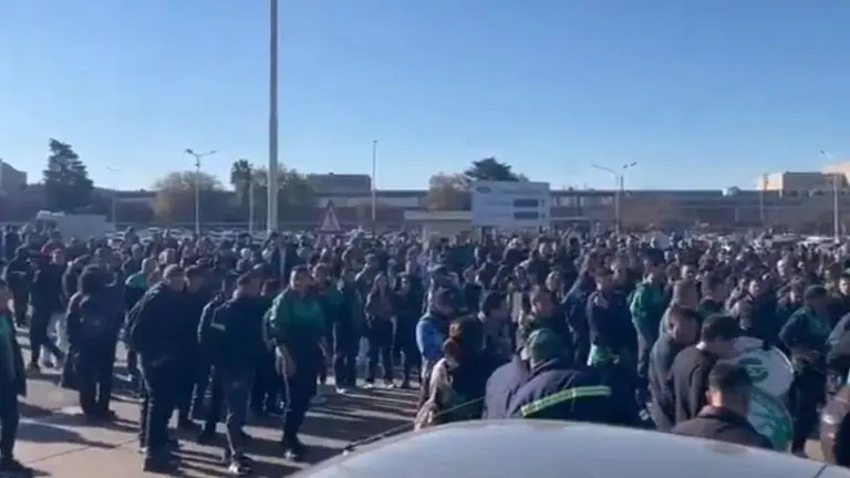 Sindicatos y organizaciones sociales cortaron Panamericana y otros accesos a CABA en apoyo a Cristina Kirchner