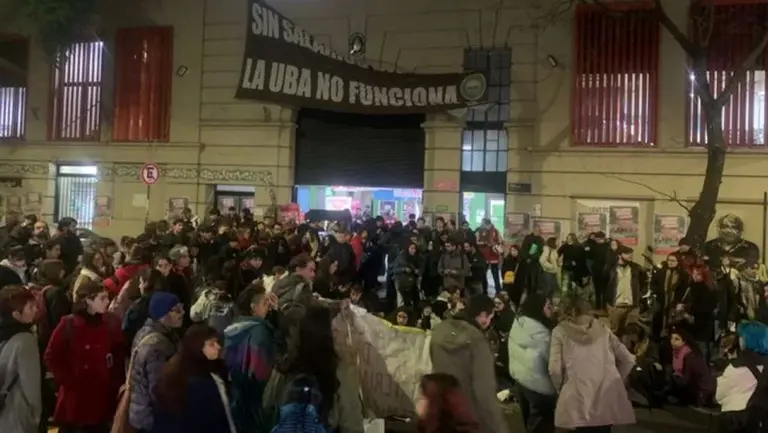 Facultad UBA tomada