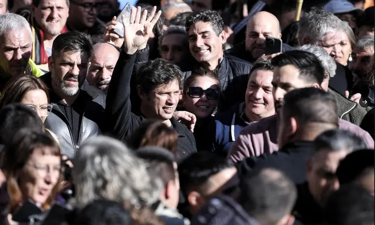 Axel Kicillof en Plaza de Mayo