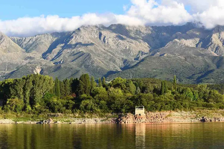 Entre cerros y arroyos cristalinos, un refugio perfecto para desconectar en Córdoba
