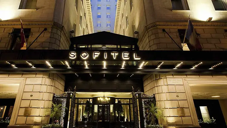 "Se buscan brasileños": los hoteles de lujo de Argentina están en crisis y culpan al dólar caro