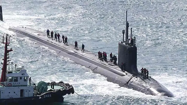 Máxima tensión: Putin despliega misiles hipersónicos y Trump responde con submarinos nucleares