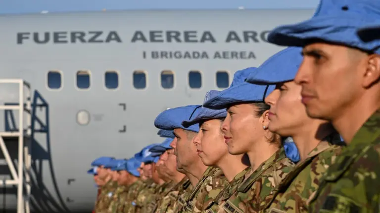 Qué son los Cascos Azules: un contingente argentino viajó a una zona de conflicto